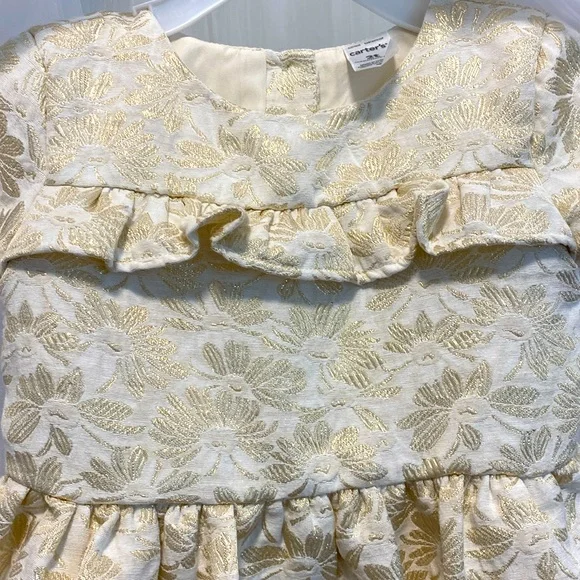 Carter’s babygirl 2T, cream shimmering drees. - Picture 2 of 6